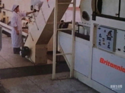 象山區(qū)這棟65年的老房里,這束的 白月光 喚醒了桂林人那段難忘的初戀記憶